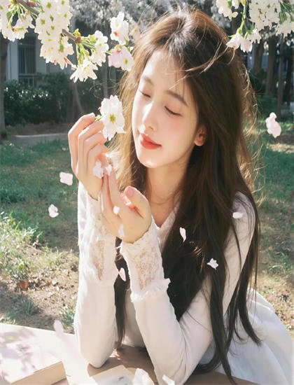 没有罩子的瑜伽老师叫什么_盘丝仙仙播客_妈妈你真棒插曲免费观看